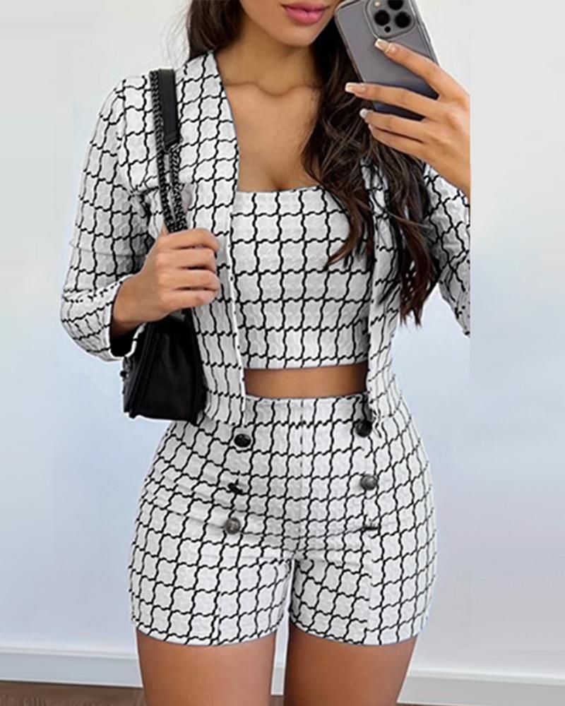 

Plaid Print Bandeau Top & Buttoned Shorts Set With Coat, White