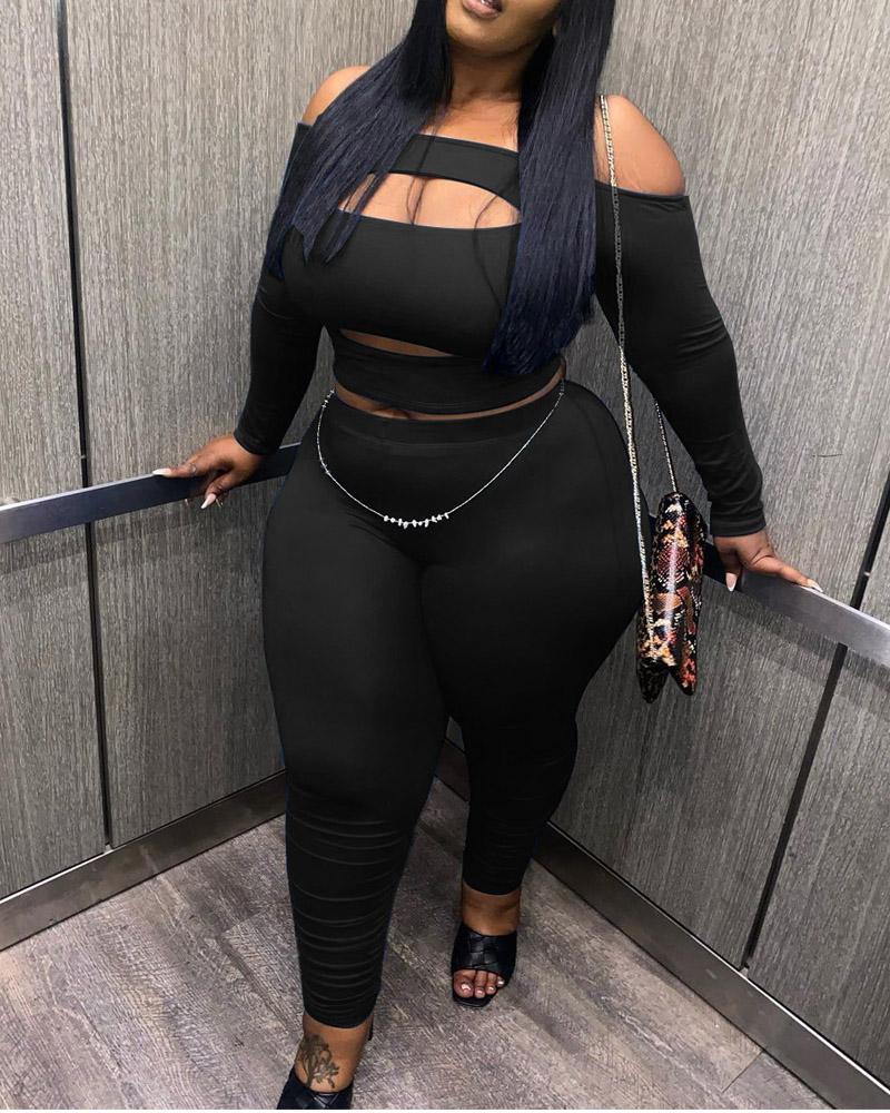 

Plus Size Off Shoulder Cutout Crop Top & Pants Set, Black