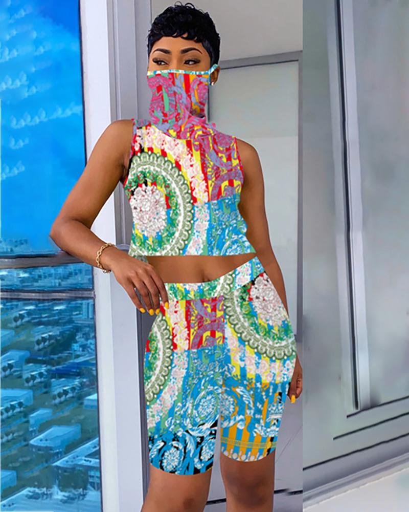 

Cartoon / Tie Dye Chain / Baroque Print Round Neck Top & Shorts Set, Blue