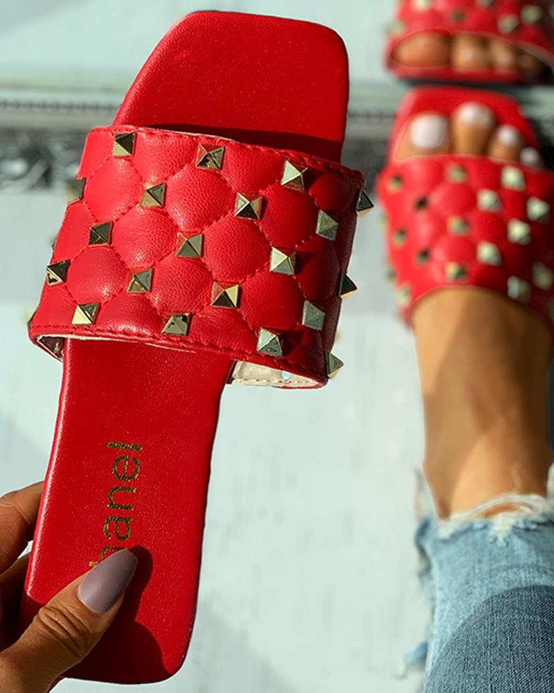 

Quilted Rivet Decor Square Toe Flat Sandals, Red