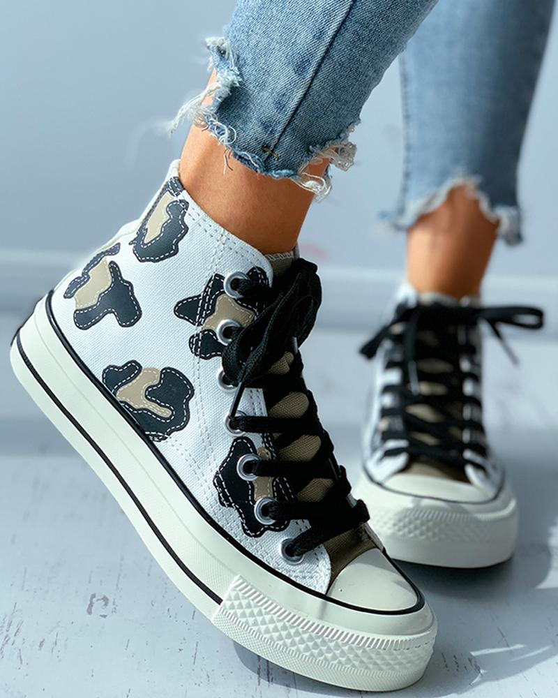 

Cow Print Eyelet Lace-up Front Canvas Shoes, White