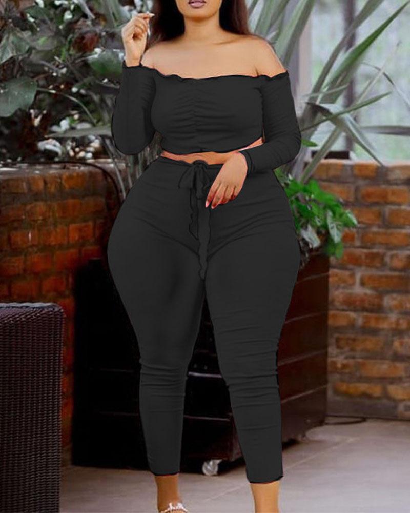 

Plus Size Ruched Off Shoulder Crop Top & Pants Set, Black