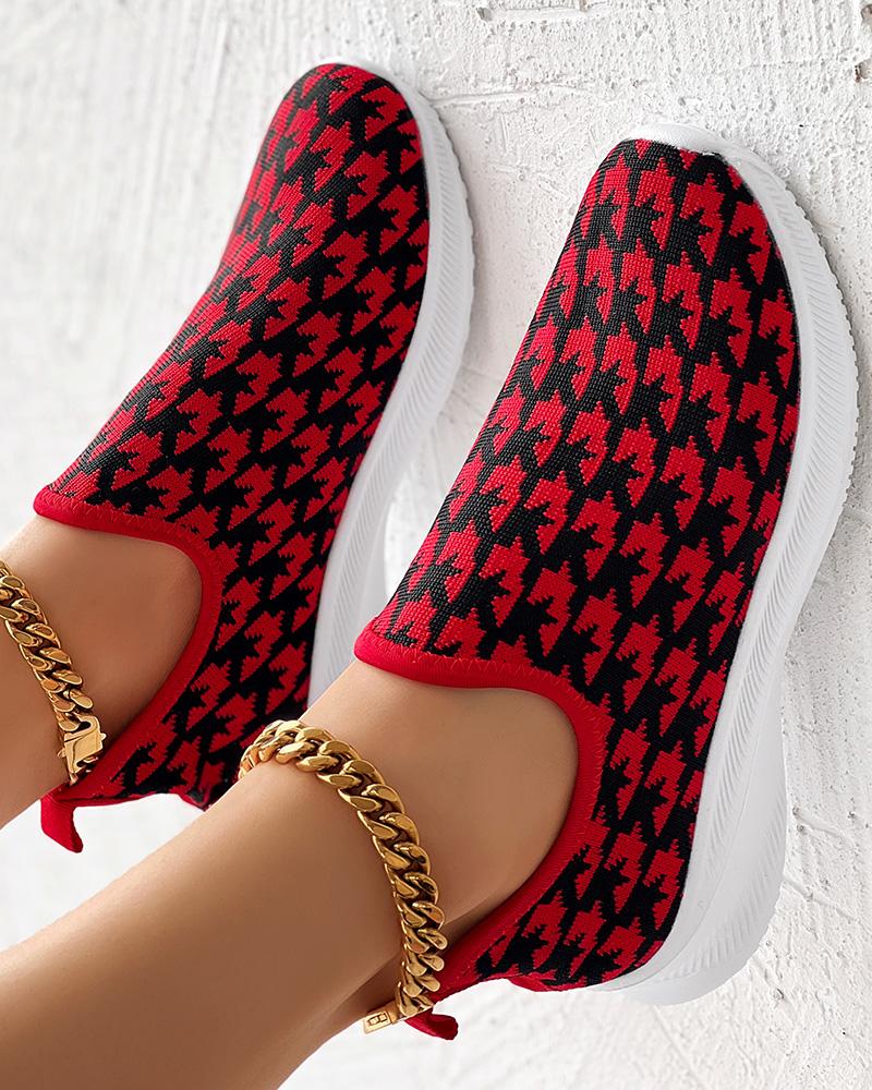 

Houndstooth Pattern Breathable Slip-On Casual Sneakers, Black&red