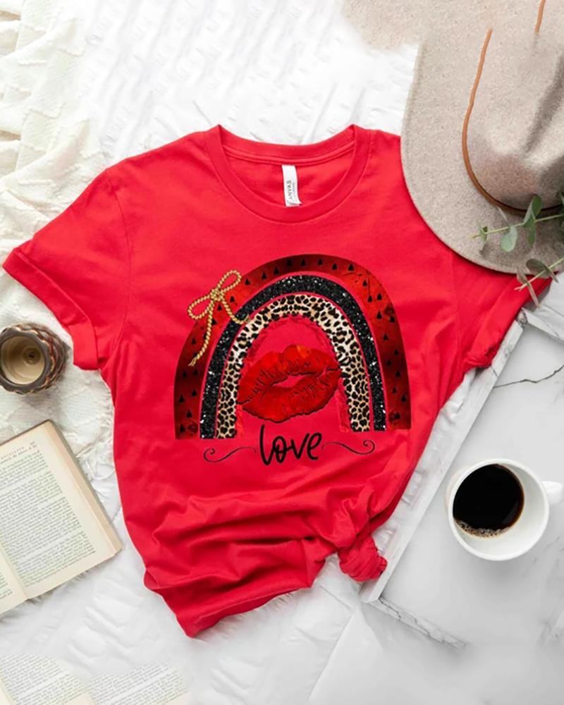 

Valentine' Day Cheetah Lip Letter Print T-shirt, Red
