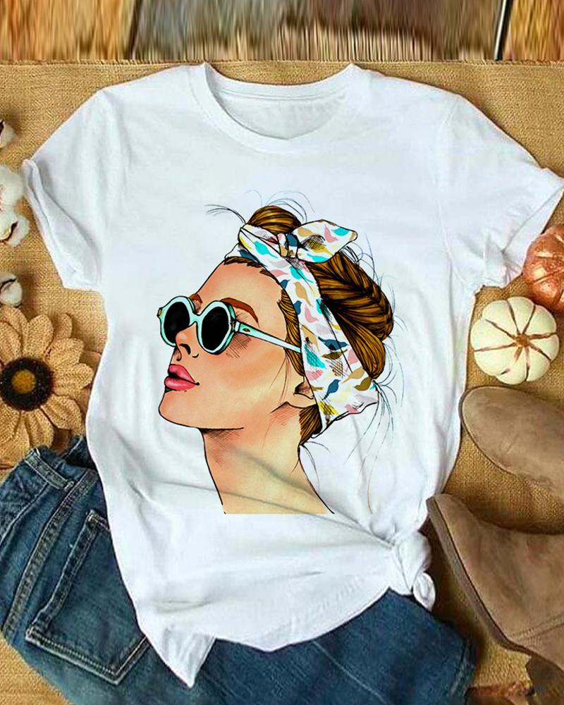 

Figure Print Causal T-shirt, Style1