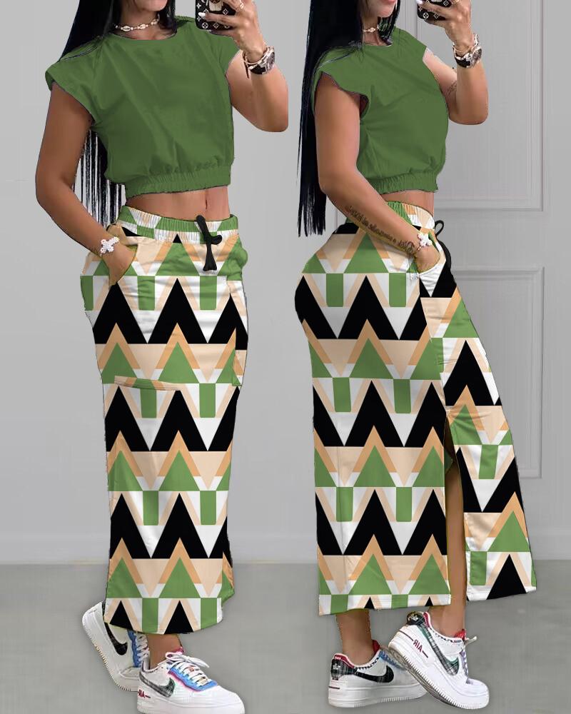 

Cap Sleeve Top & Geometric Print Slit Skirt Set, Green