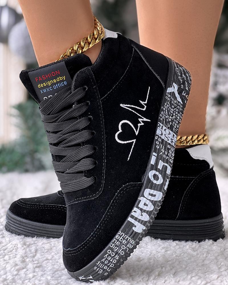 

Heart Embroidery Lace-up Platform Sneakers, Black