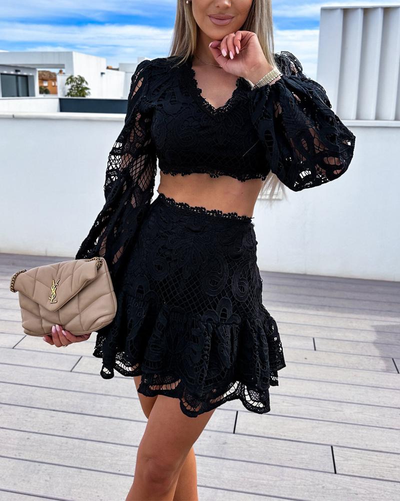 

Lantern Sleeve Lace Top & Layered Ruffles Skirt Set, Black