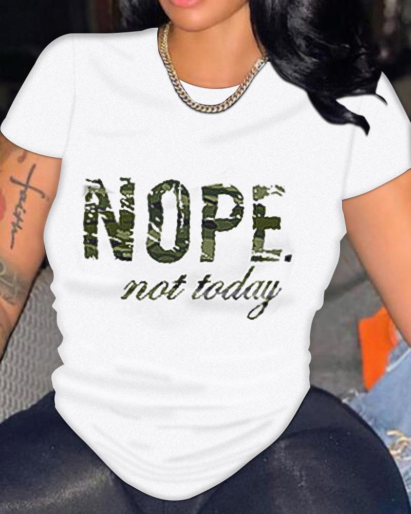 

Camo Letter Print Short Sleeve Casual T-shirt, White