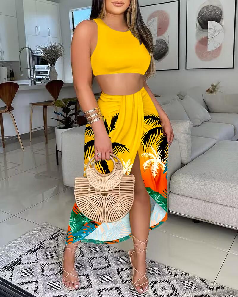 

Conjunto de top corto sin mangas y falda con abertura y estampado tropical degradado, Yellow