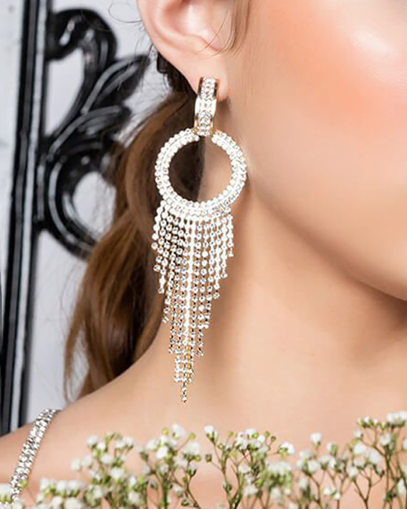 

Round Shaped Rhinestone Tassel Design Drop Earrings, Silver