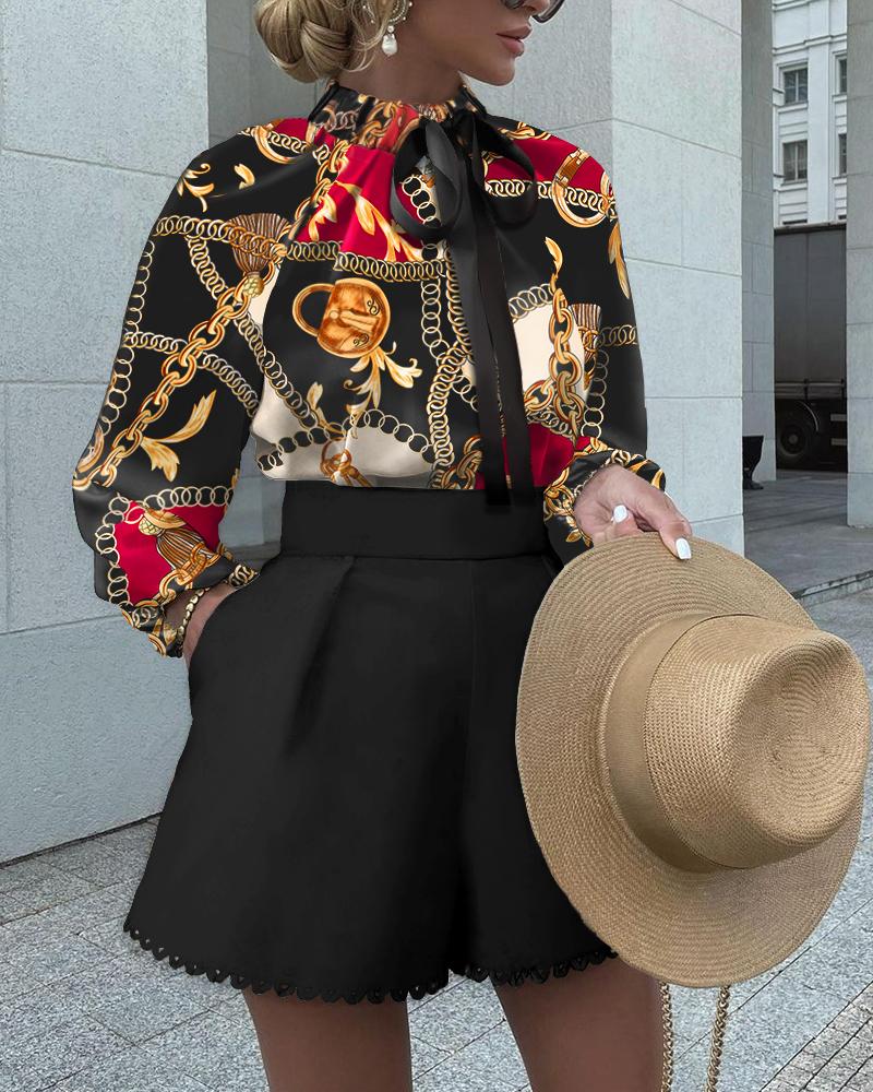 

Chain Print Tie Decor Long Sleeve Top & Solid Shorts Set, Black
