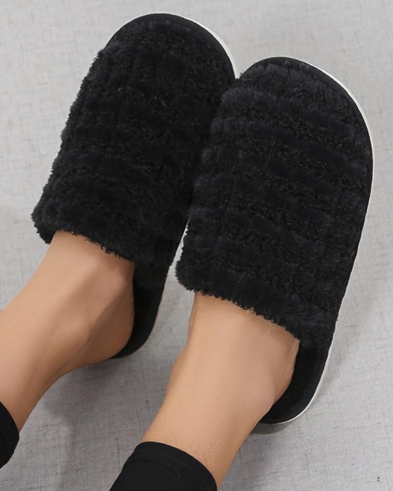 

Striped Pattern Round Toe Fuzzy Slippers, Black