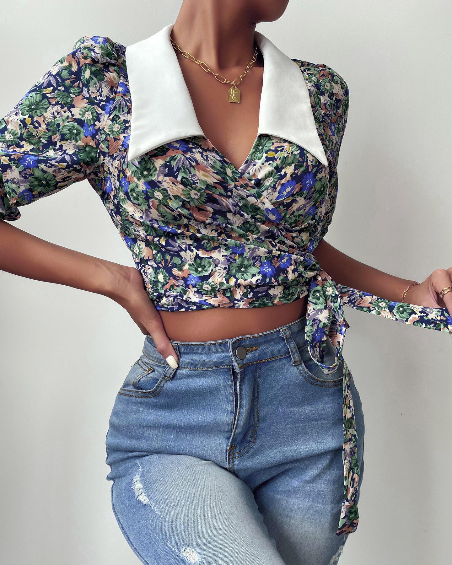 

Ditsy Floral Print Crop Lace Up Blouse, Green