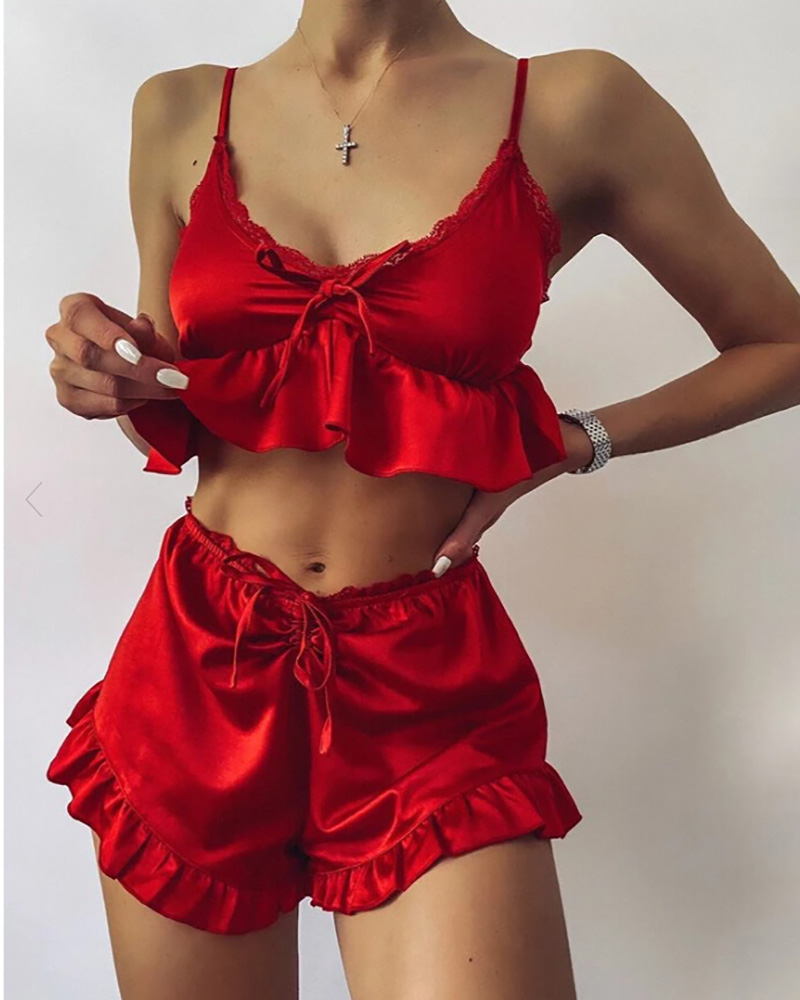 

Satin Bowknot Decor Ruffles Lace Trim Cami Set, Red