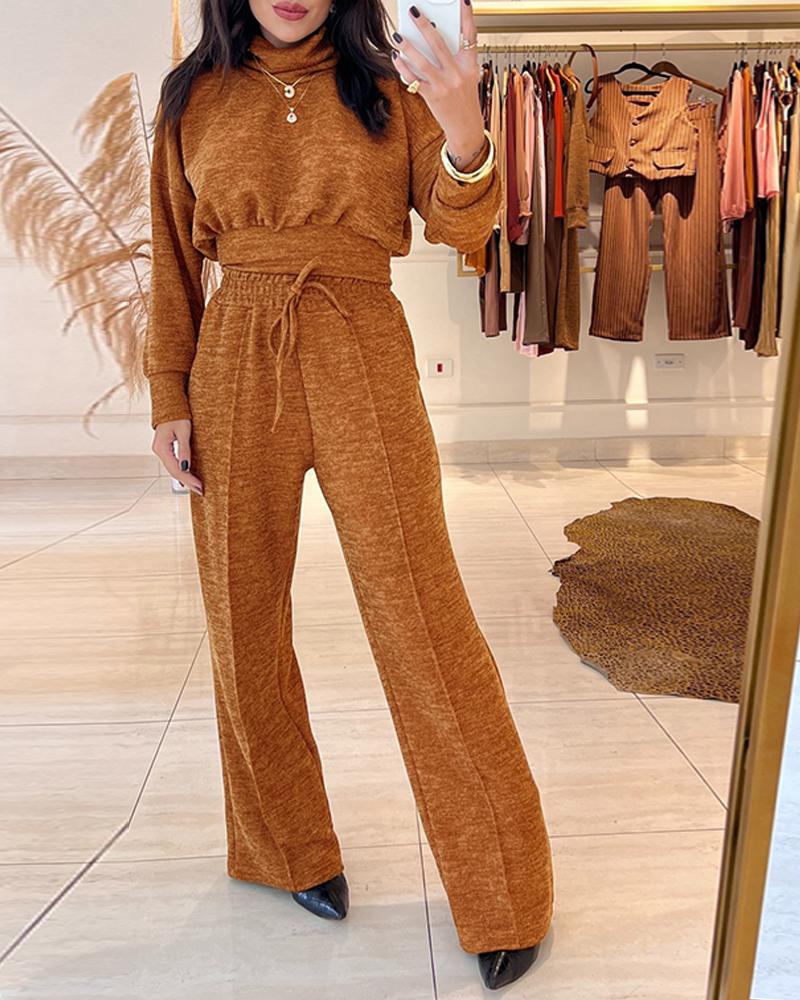 

Conjunto de 2 peças de blusa de malha com gola alta e manga comprida e calça de amarrar na cintura e perna larga, Dark yellow