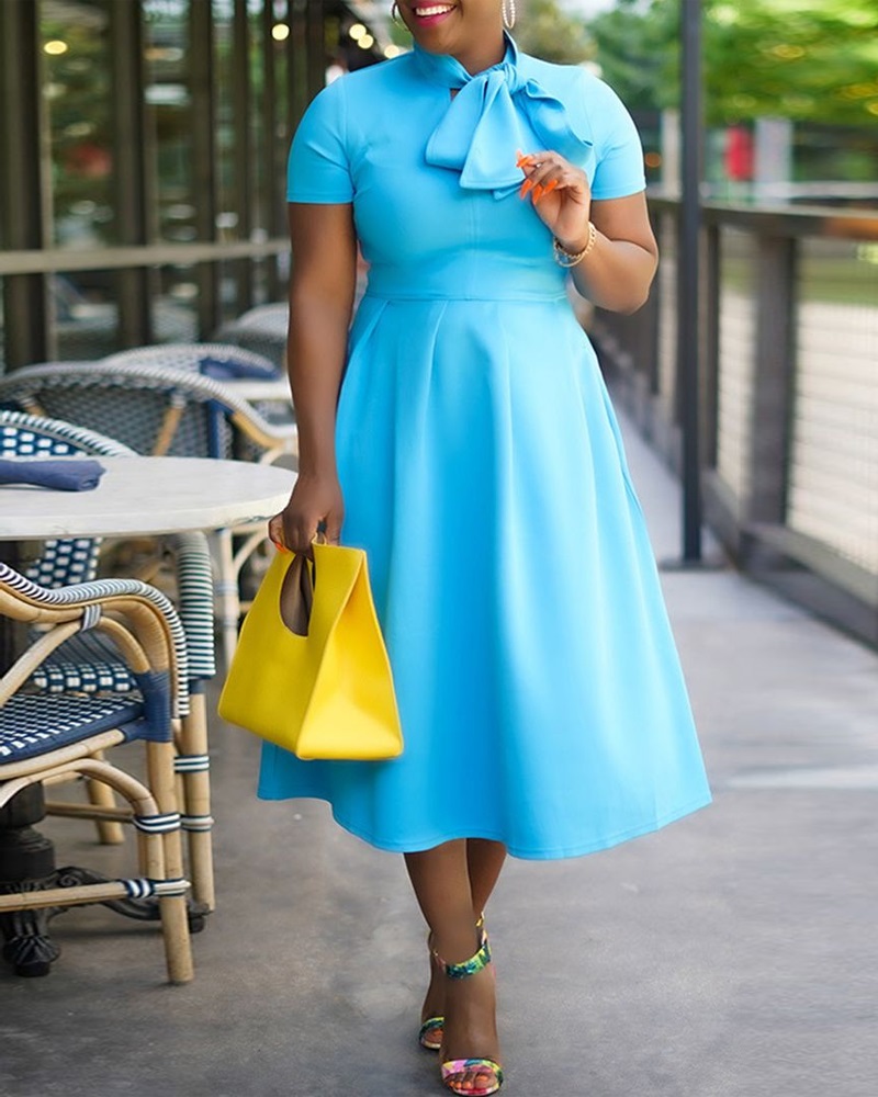 

Tied Detail Ruched Short Sleeve Casual Dress, Blue