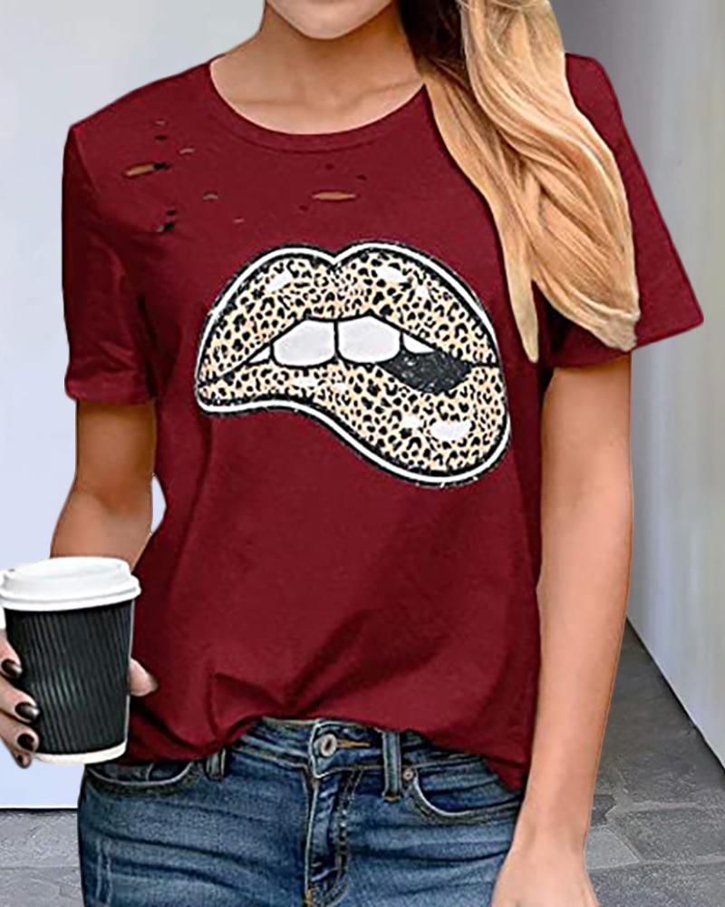 

Short Sleeve Lip Leopard Print T-shirt, Wine red