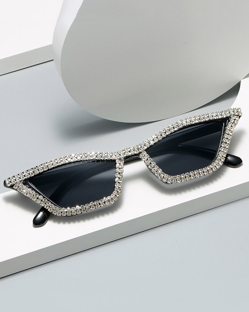 

Rhinestone Cat Eye Frame Vintage Sunglasses, Black