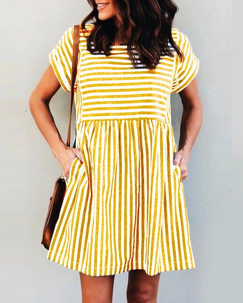 

Striped Pocket Design Short Sleeve Dress, Yellow