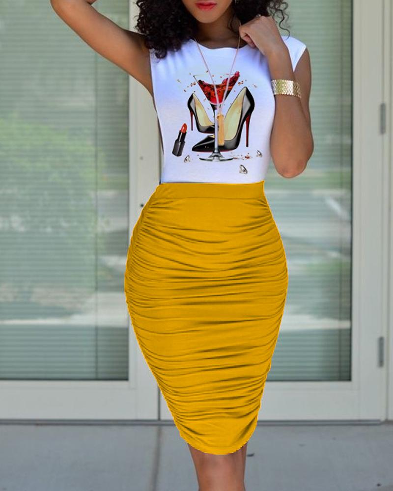 

Graphic Print Sleeveless Top & Ruched Midi Skirt Set, Yellow