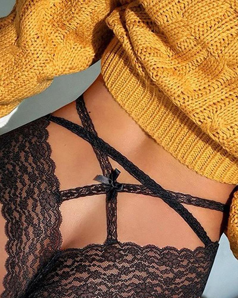 Culotte en dentelle au crochet avec nœud papillon