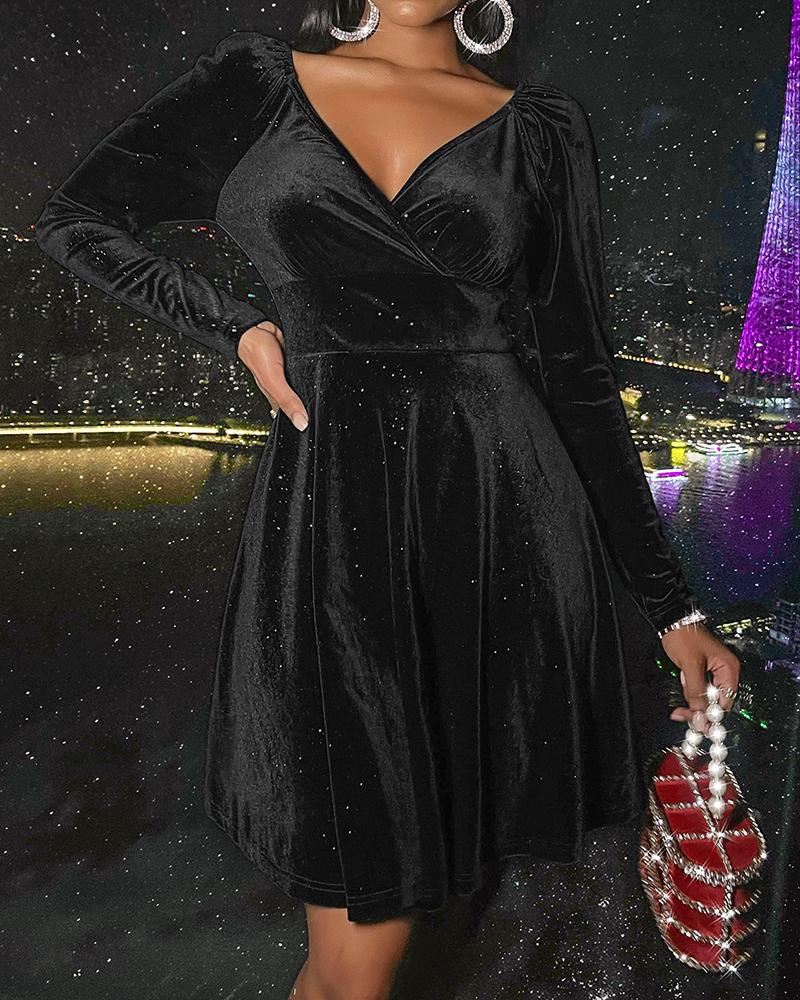 

V-Neck Velvet Long Sleeve Party Dress, Black