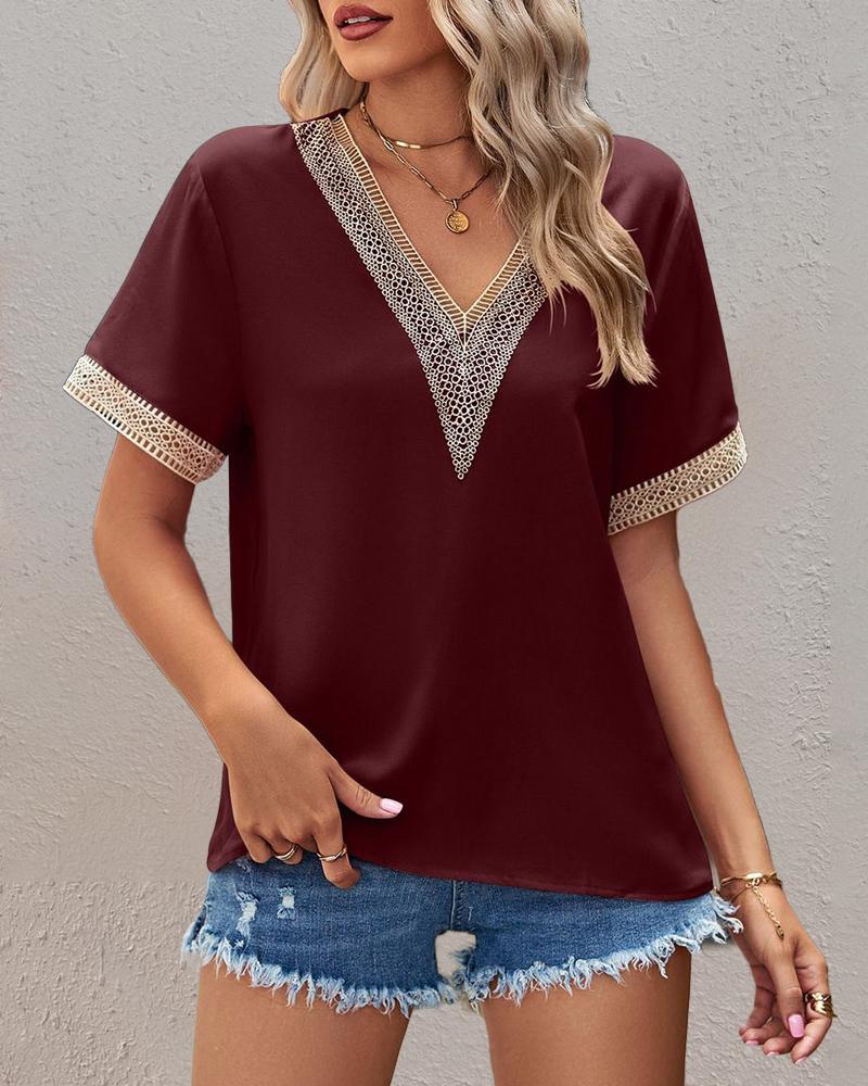 

Contrast Lace V-Neck Casual Top, Wine red