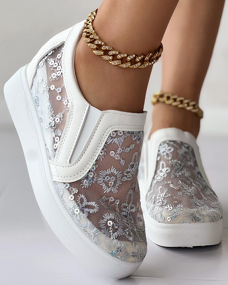 

Floral Embroidery Mesh Patch Slip On Platform Loafers, White