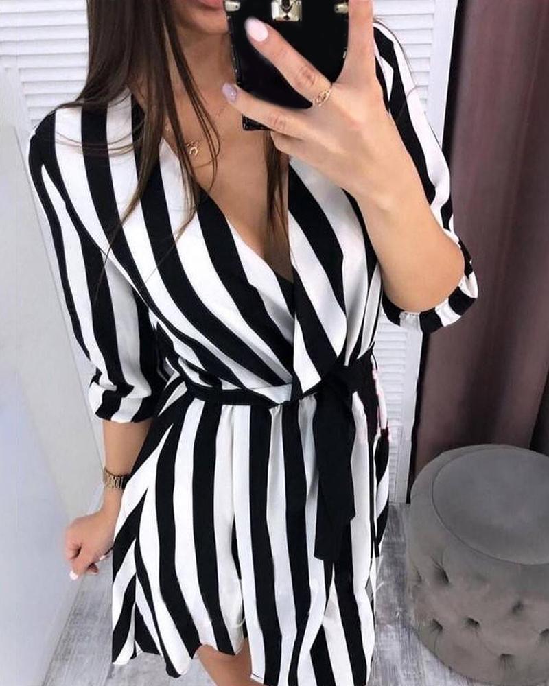 

Striped V-Neck Long Sleeve Dress With Belt, Black