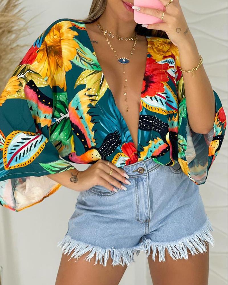 

Plunge Bell Sleeve Floral Print Top, Multicolor