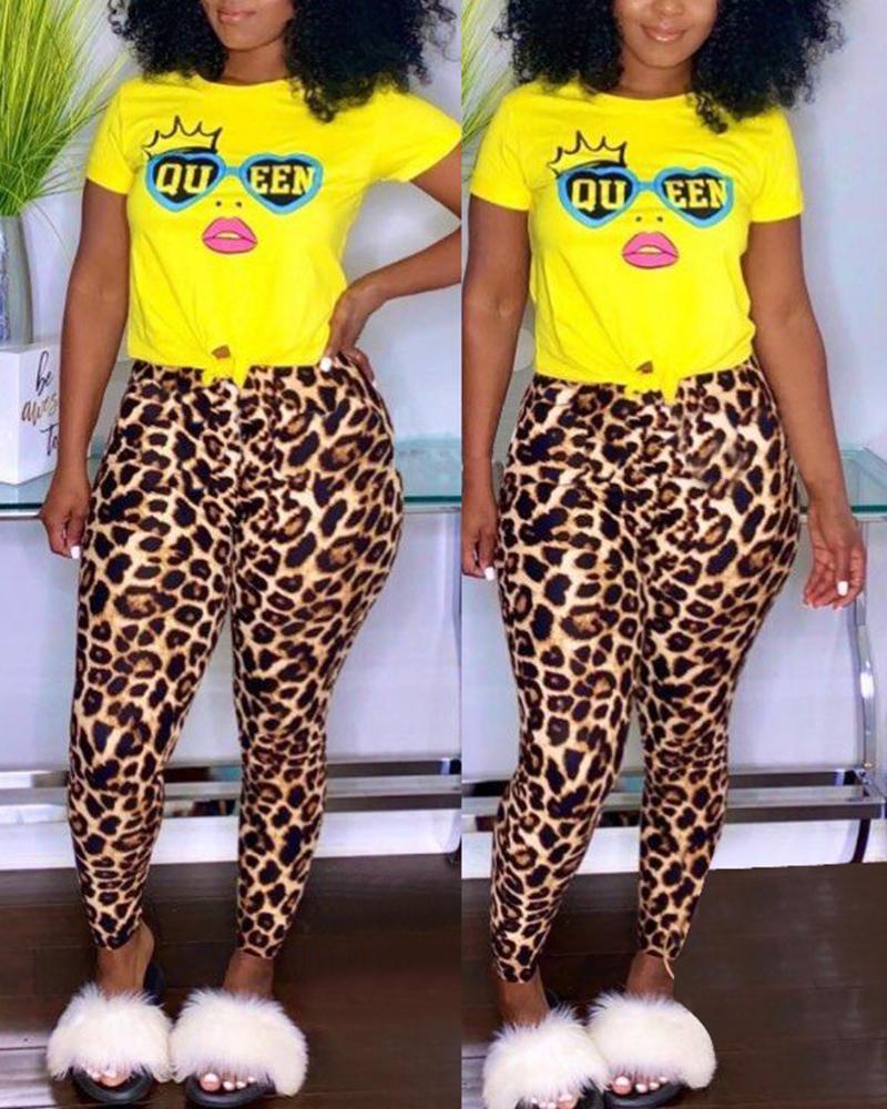 

Queen Letter Graphic Leopard Print Tied Detail Top & Pants Set, Yellow