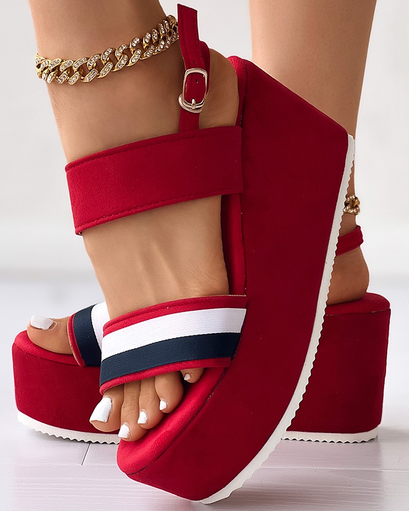 CRINKLE WEDGE SANDALS