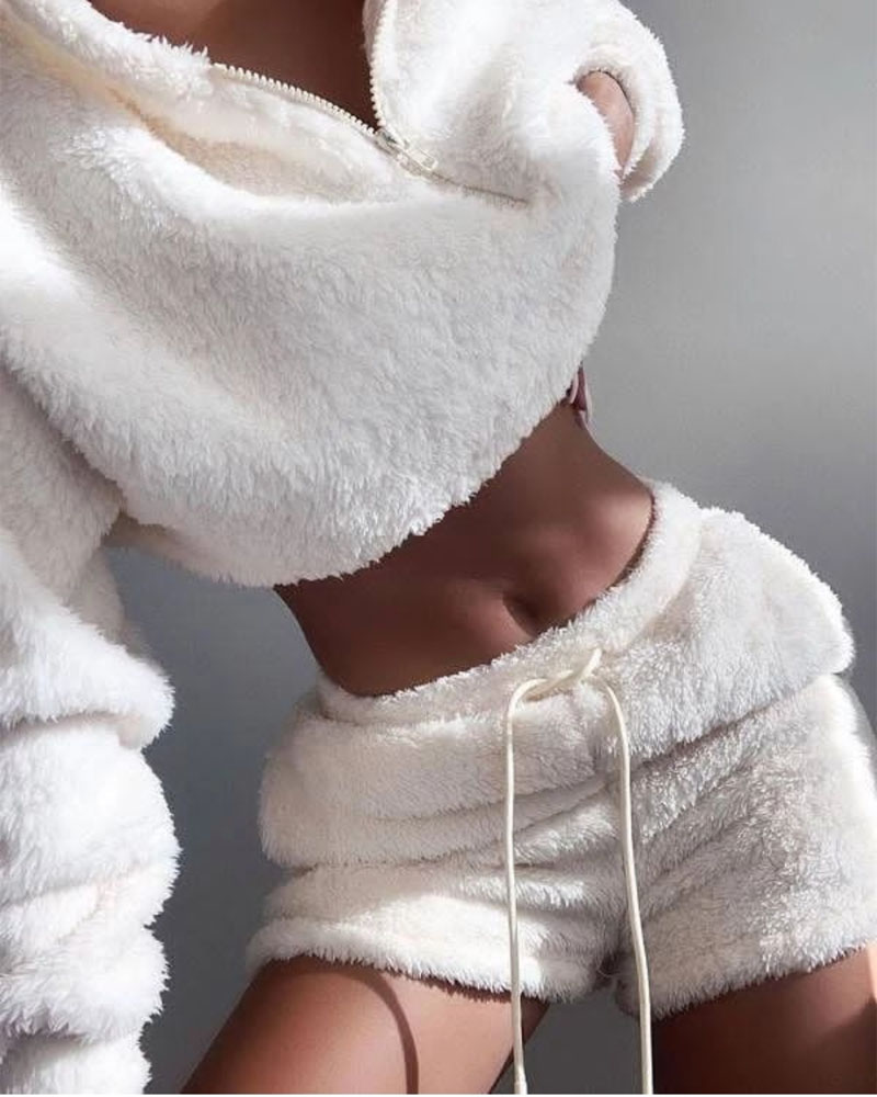

Zipper Front Fluffy Crop Top & Drawstring Shorts Set, Beige