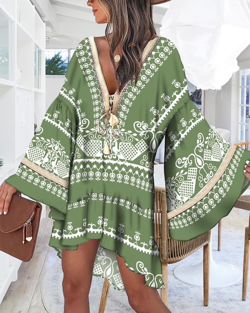 

Vintage Tribal Print Bell Sleeve Tassel Swing Dress, Green