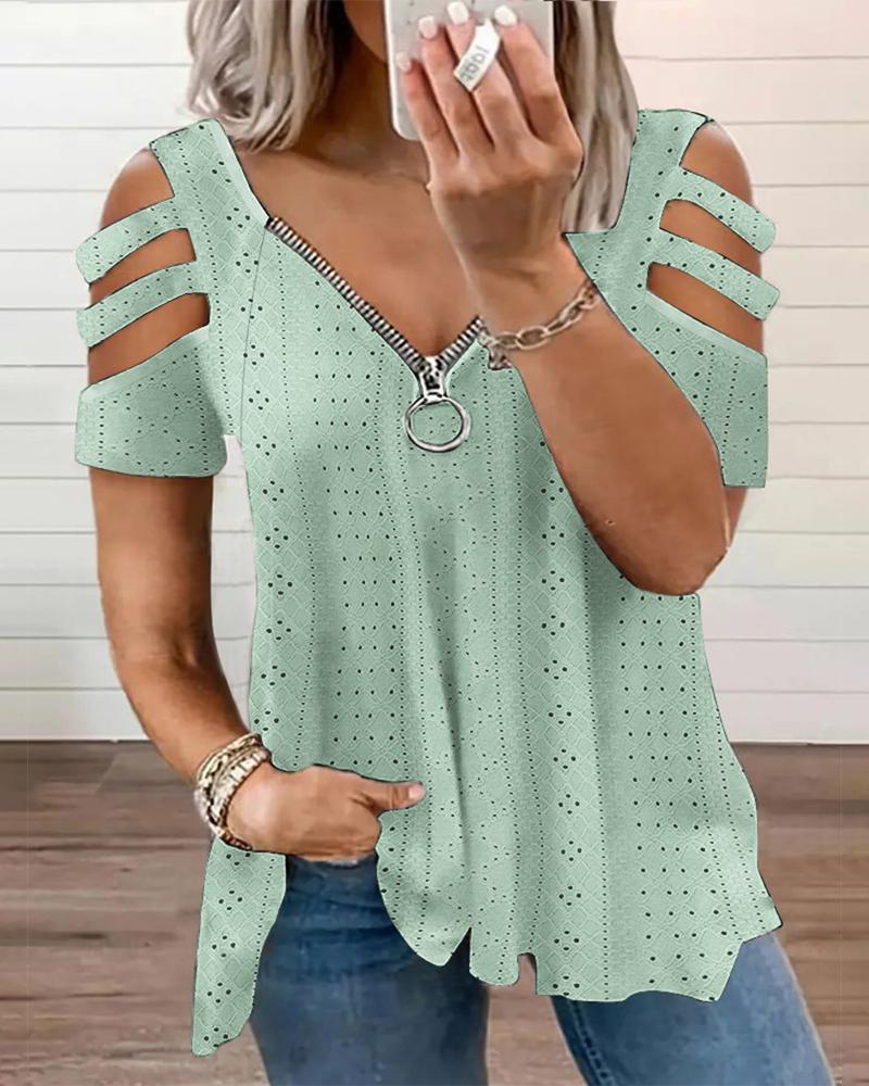 

Plus Size Eyelet Embroidery Cutout Zipper Design T-Shirt, Green