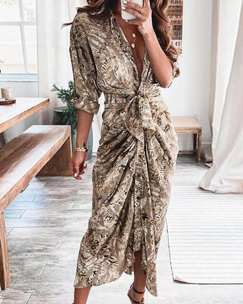 

Half Sleeve Ruched Buttoned Graphic Print Shirt Dress, Khaki