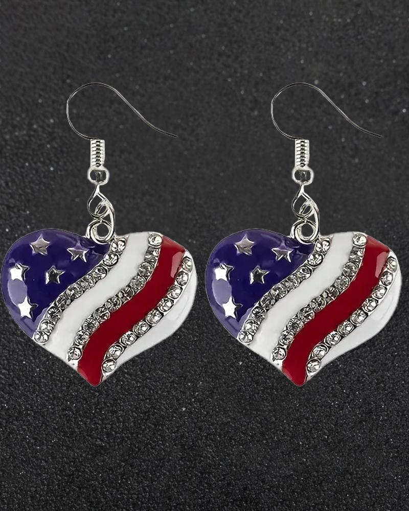 1 par de aretes colgantes con forma de estrella y corazón de amor con la bandera del Día de la Independencia