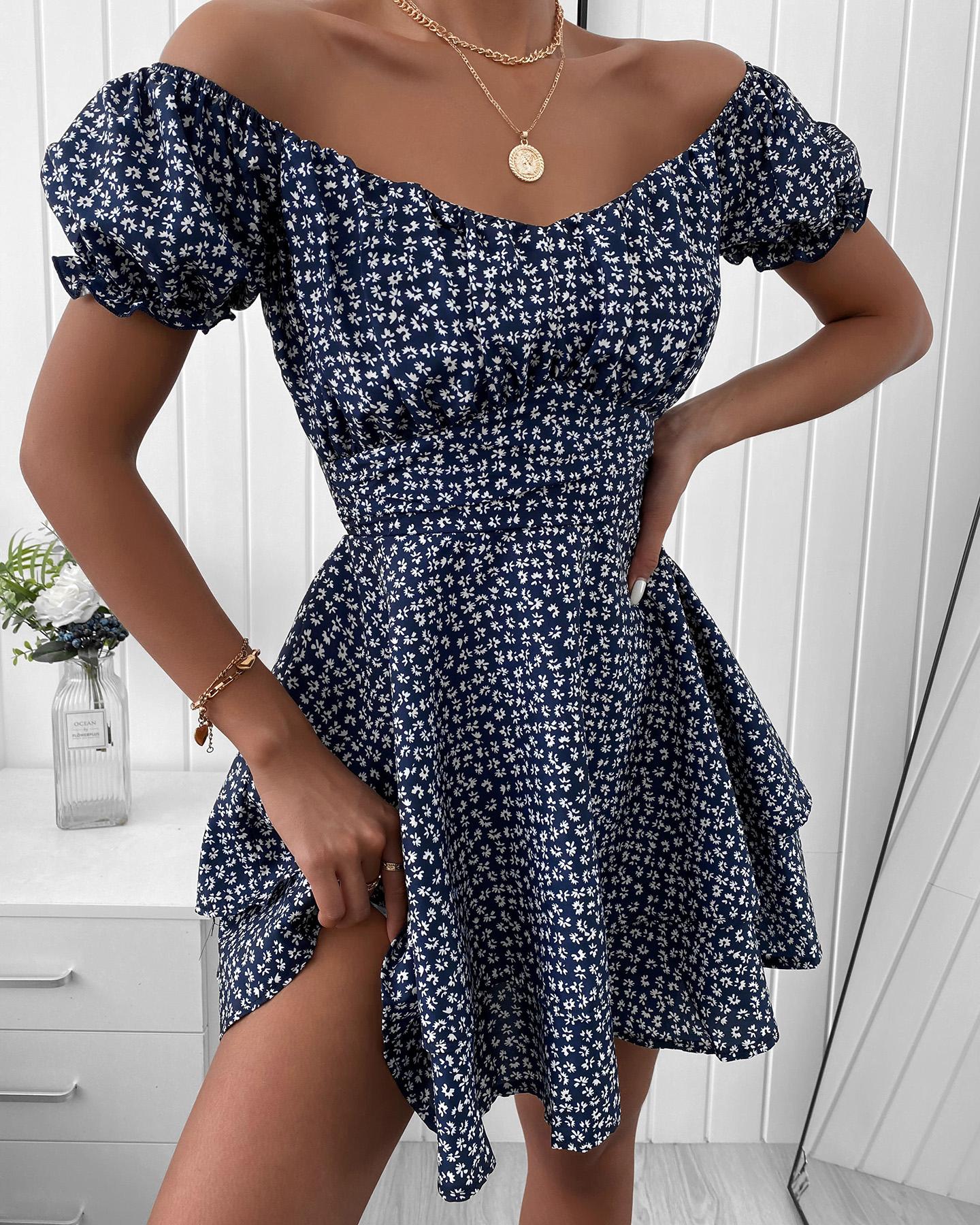 

Off Shoulder Floral Print V-Neck Ruffle Hem Dress, Black