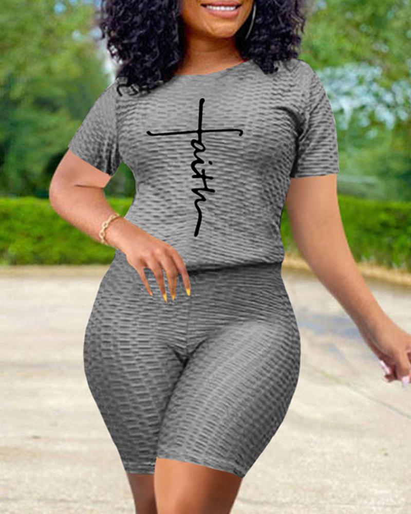 

Letter Print Textured Casual Top & Shorts Set, Gray