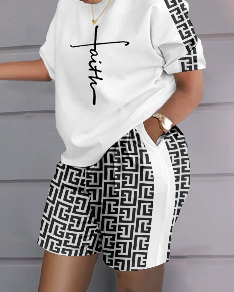 

Plus Size Faith Geometric Print Casual Top & Shorts Set, Blackwhite