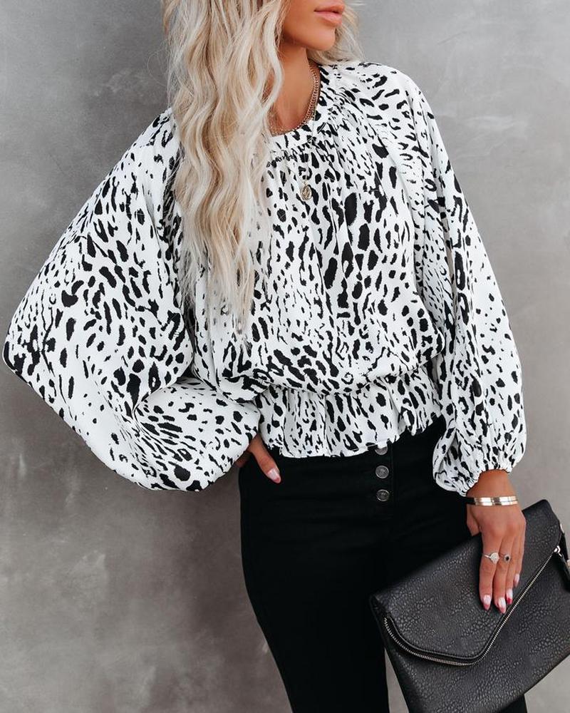 

Leopard Pattern Lantern Sleeve Peplum Top, White