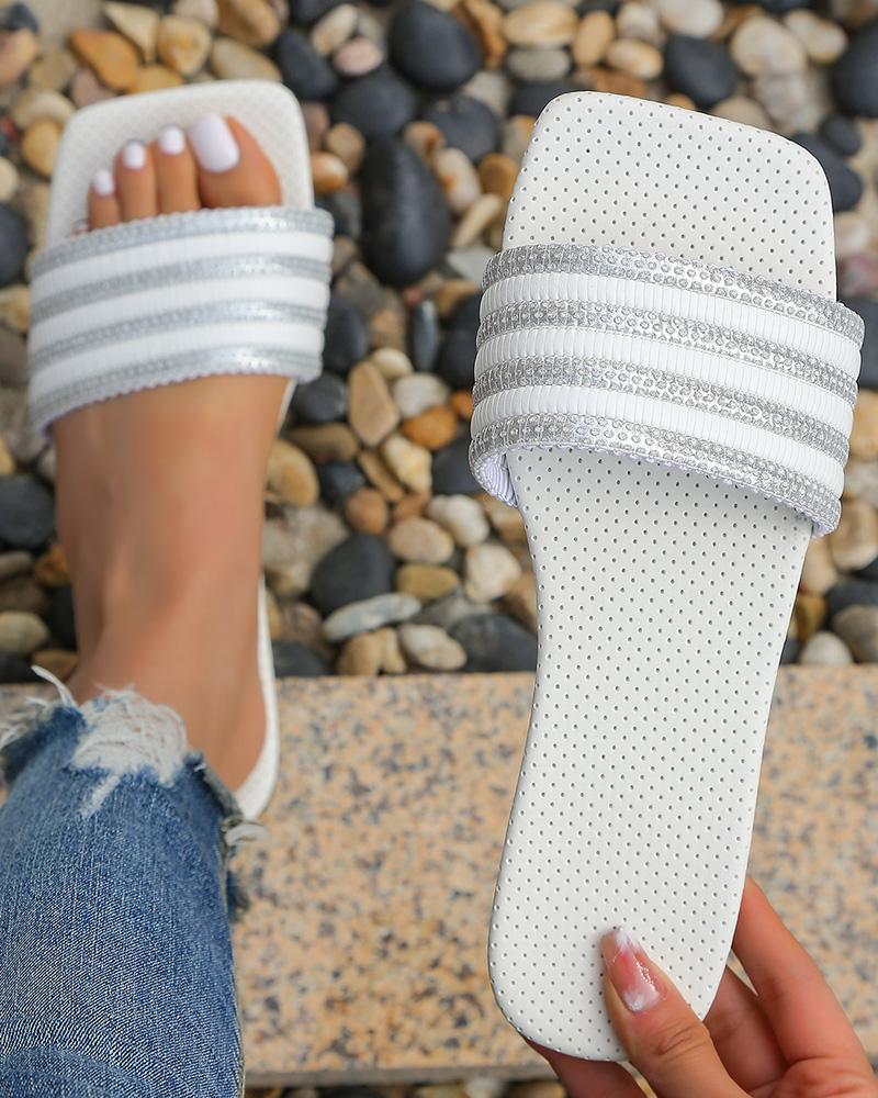 

Contrast Paneled Hollow Out Outdoor Beach Slippers, White