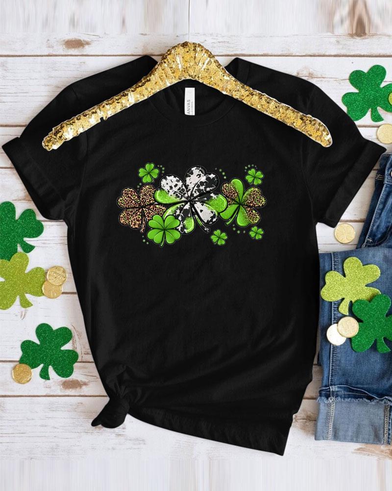 

Plus Size St. Patrick's Day Lucky Shamrock Print Casual T-shirt, Black