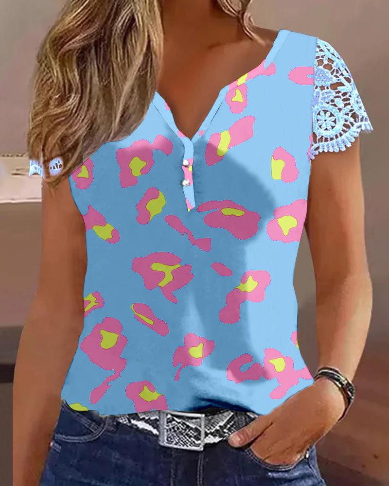 

Pink Leopard Print Notch Neck Lace Patch Top, Lighted blue