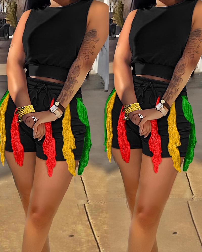 

Sleeveless Crop Top & Fringe Hem Shorts Set, Black