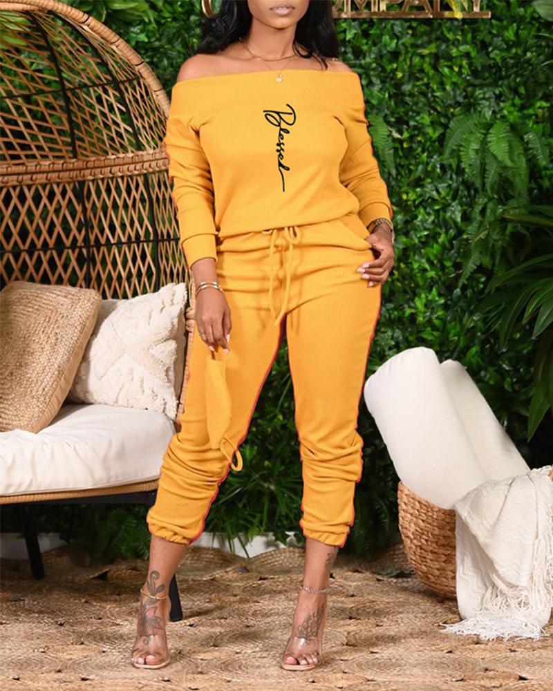 

Letter Print Off Shoulder Top & Drawstring Pants Set, Yellow