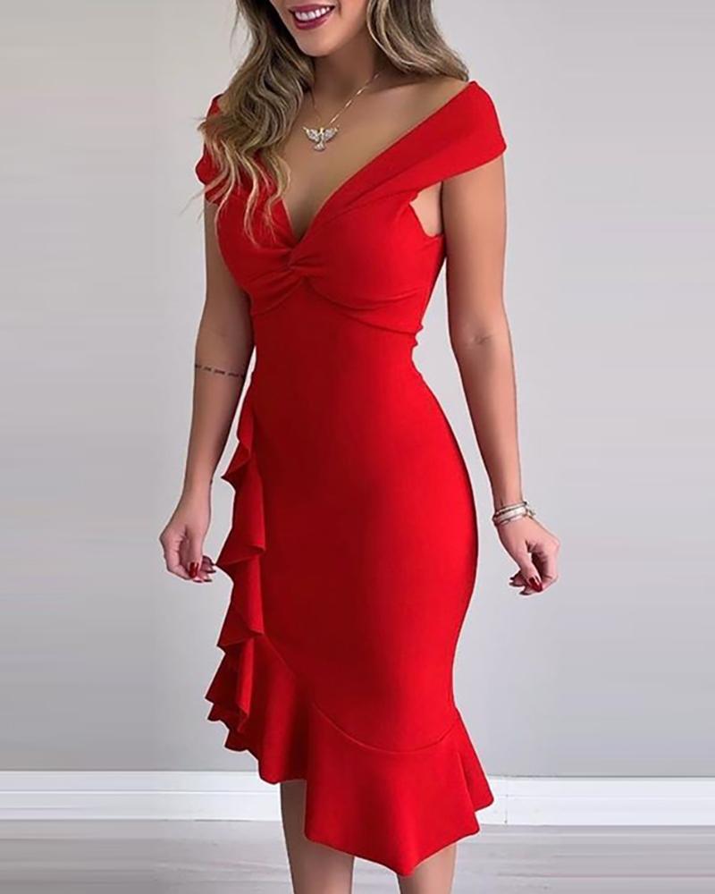 

Solid Twisted Chest Ruffled Midi Dress, Red