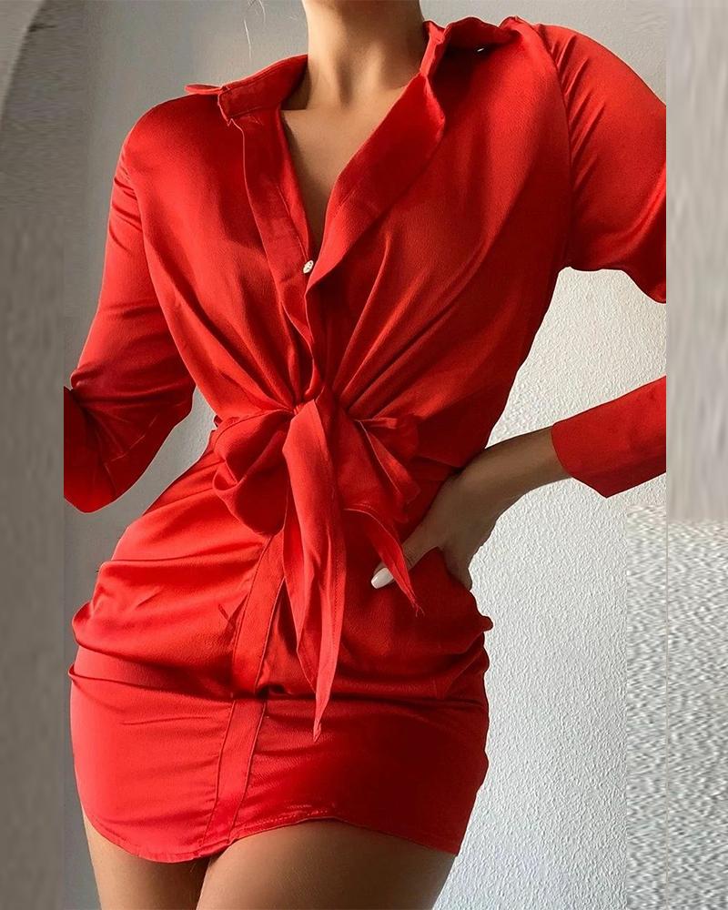 

Solid Color Long Sleeve Tie Front Dress, Red