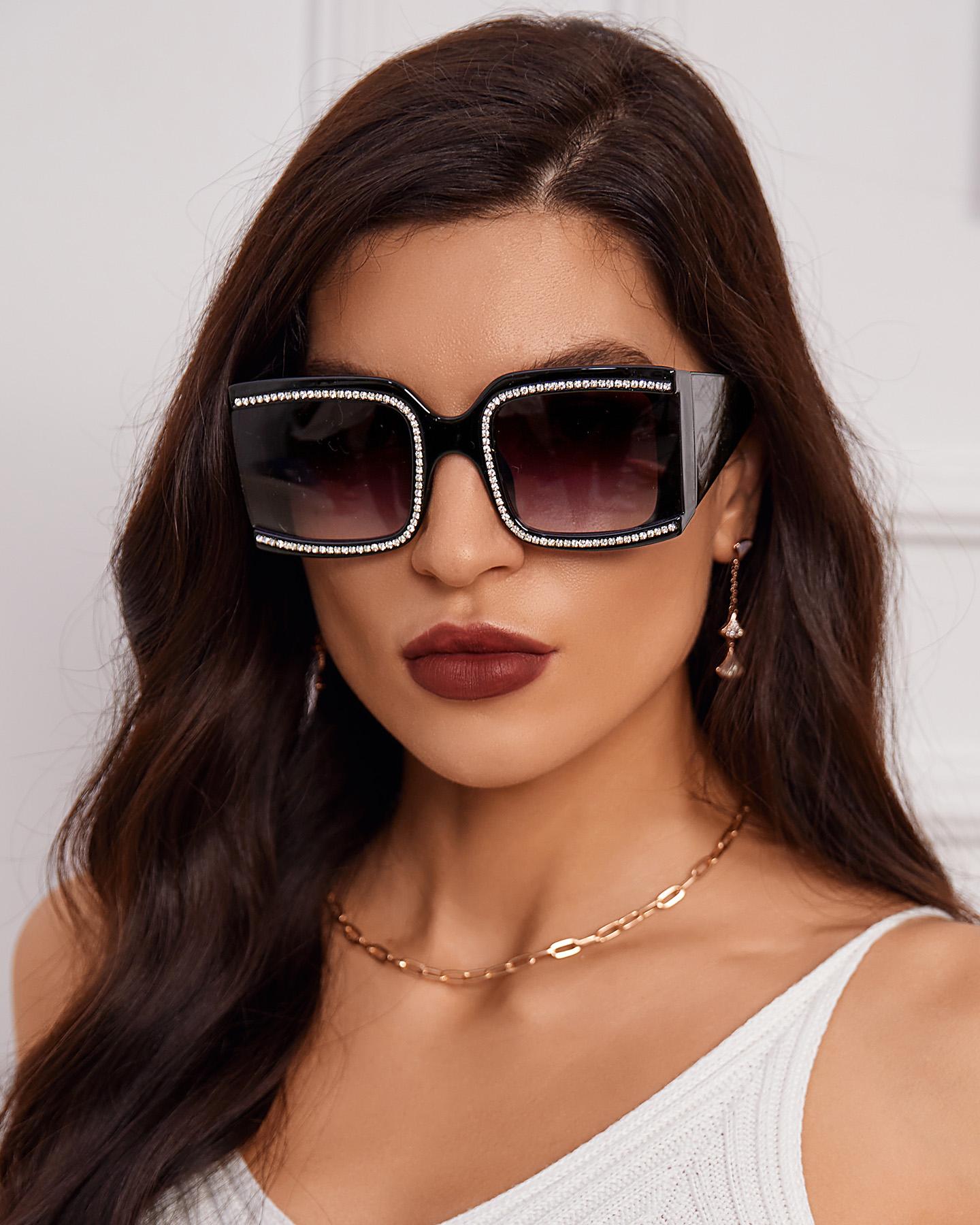 

1Pair Big Square Frame Studded Sunglasses, Style1
